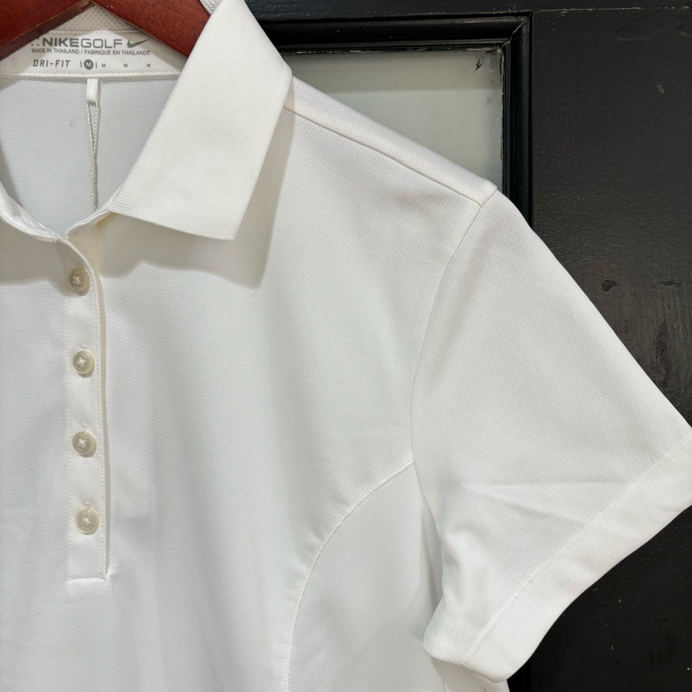 NWT Nike Dri Fit Womens Golf Polo White Tennis Tee Shirt Size Medium NEW - Picture 2 of 9